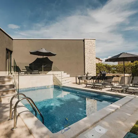 Villa Niz I By Awaytocroatia